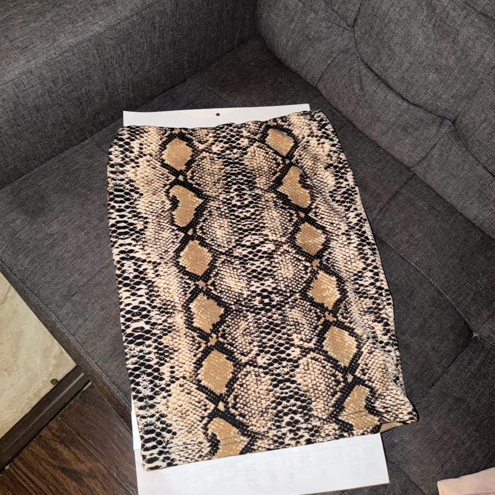 Zara Beige and Black Snakeskin Pencil Skirt
